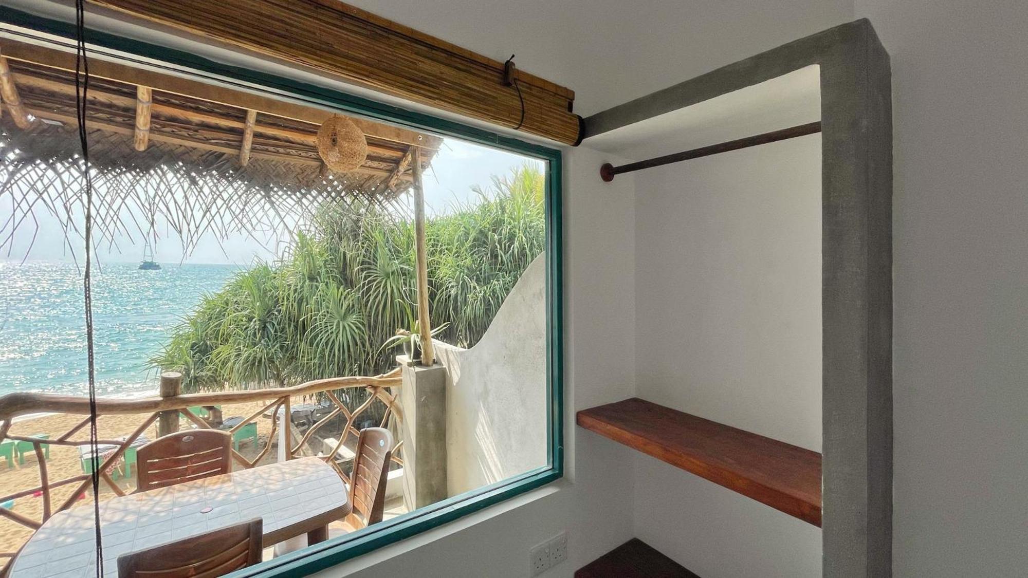 Ferienwohnung Heimathafen Hikka Hikkaduwa Exterior foto